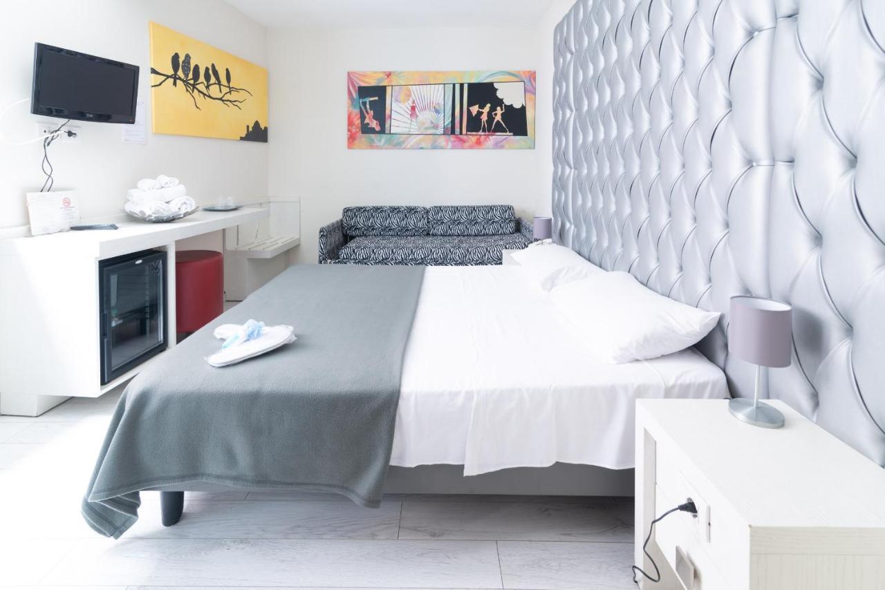 Happy Hotel Atelier Gardone Riviera Centro & Beach Εξωτερικό φωτογραφία
