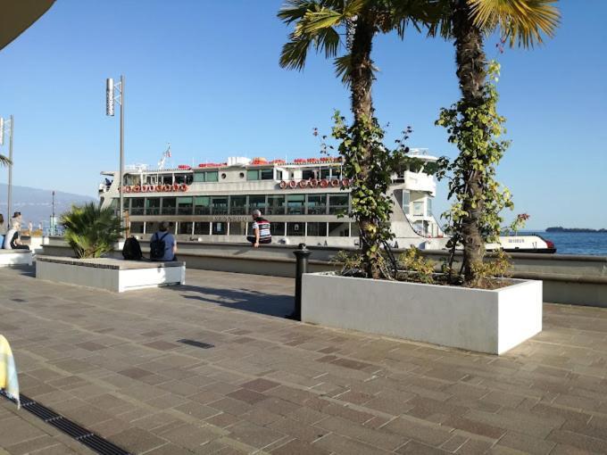 Happy Hotel Atelier Gardone Riviera Centro & Beach Εξωτερικό φωτογραφία