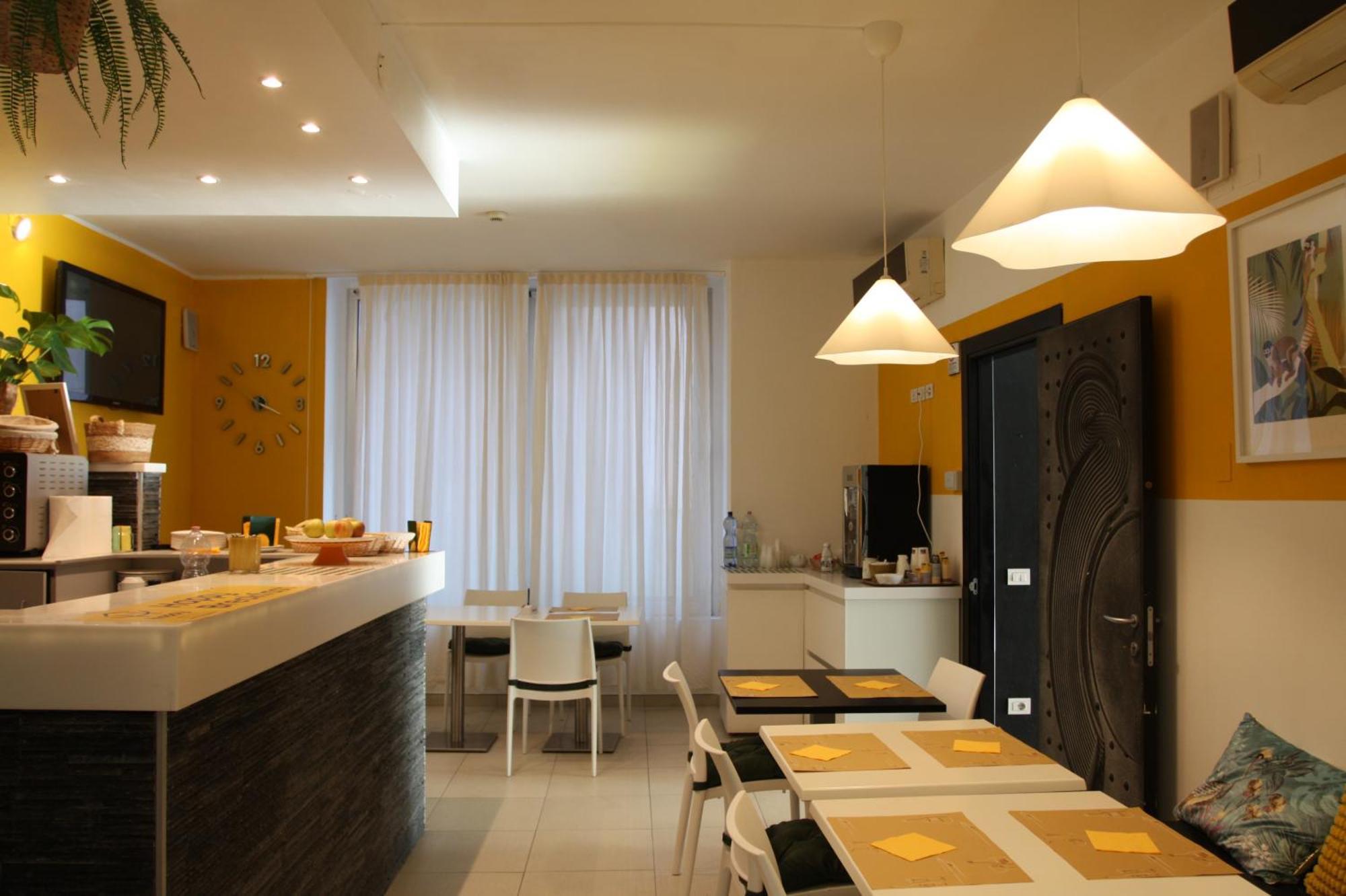Happy Hotel Atelier Gardone Riviera Centro & Beach Εξωτερικό φωτογραφία
