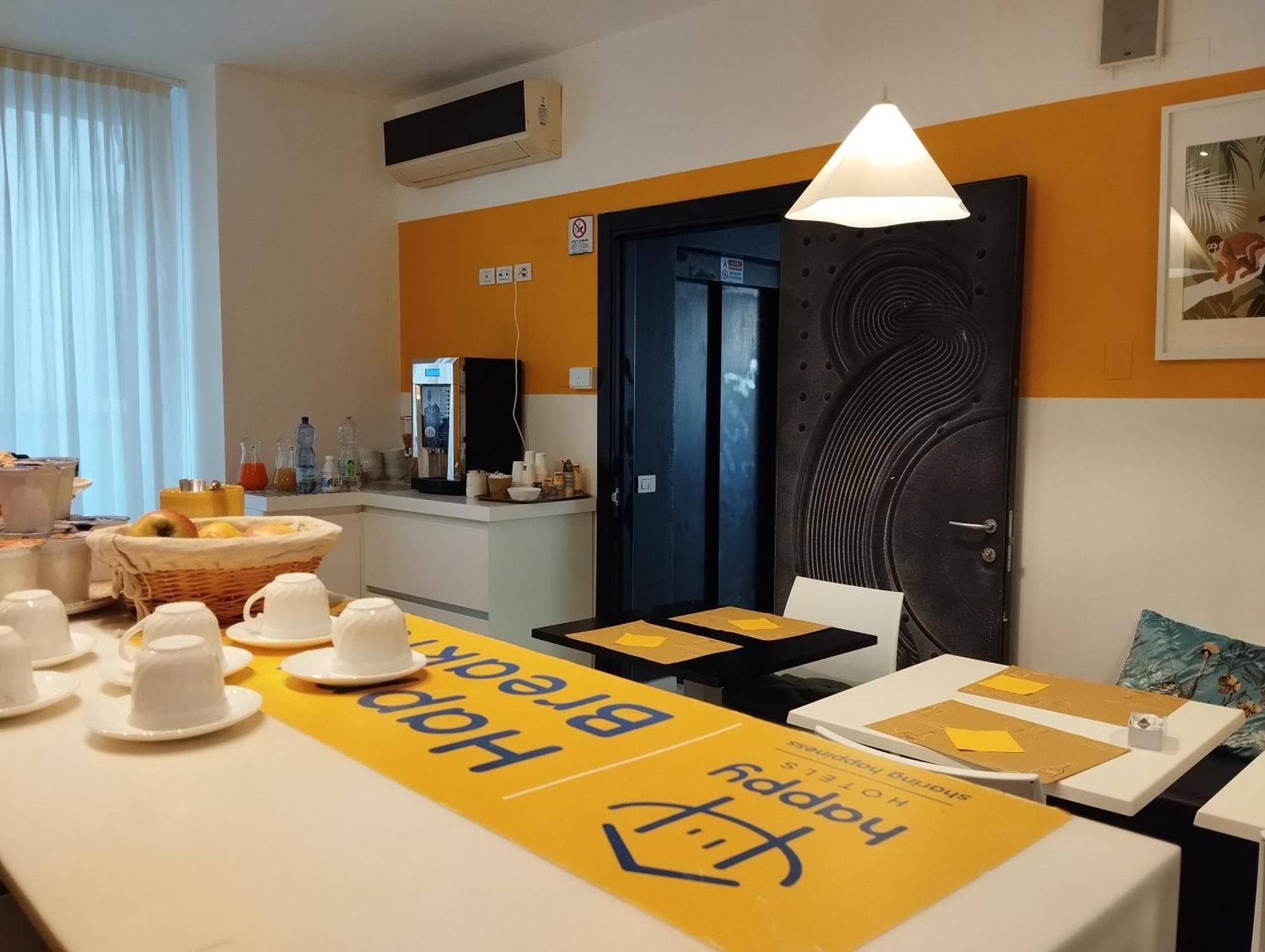 Happy Hotel Atelier Gardone Riviera Centro & Beach Εξωτερικό φωτογραφία