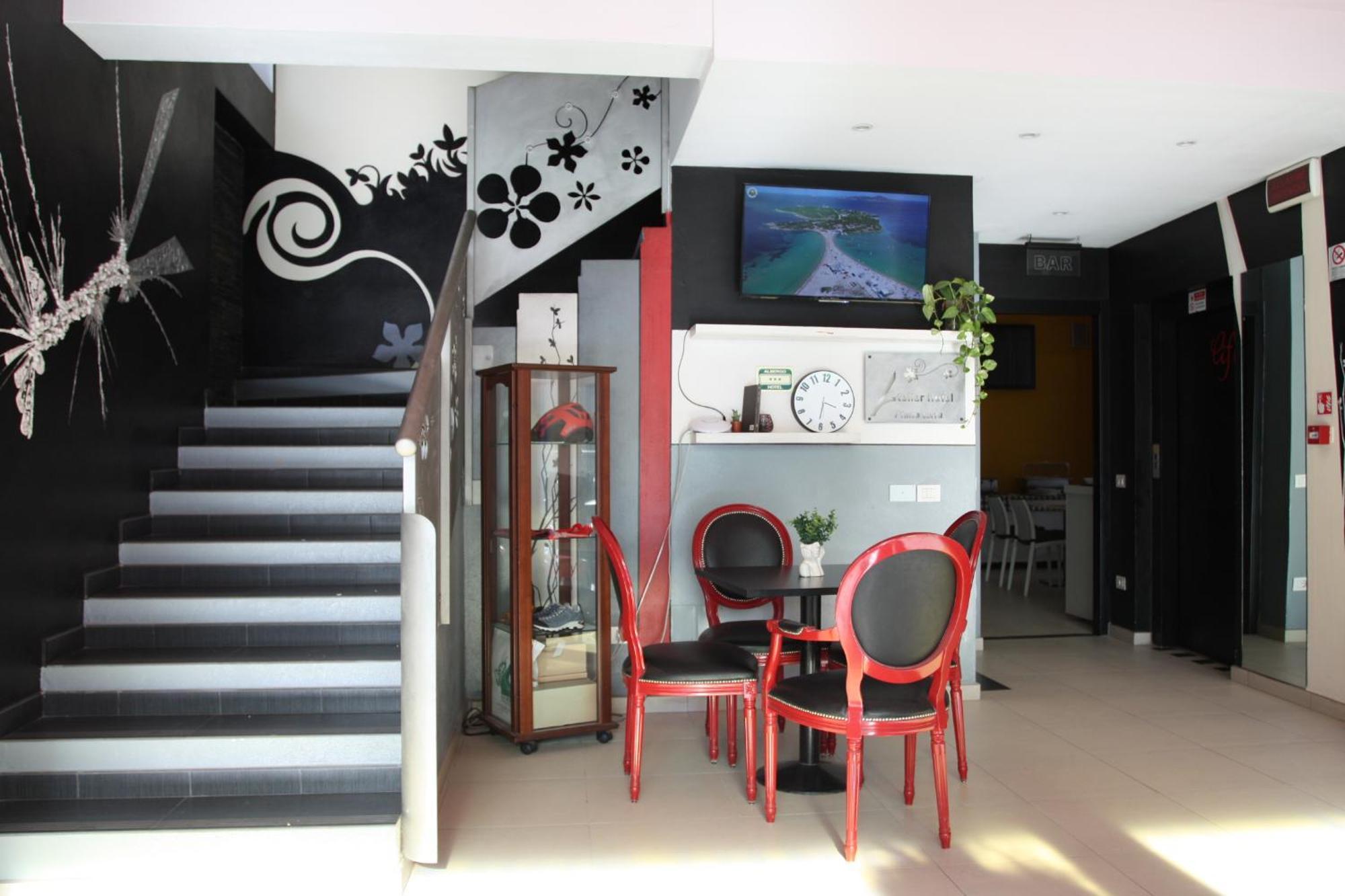 Happy Hotel Atelier Gardone Riviera Centro & Beach Εξωτερικό φωτογραφία